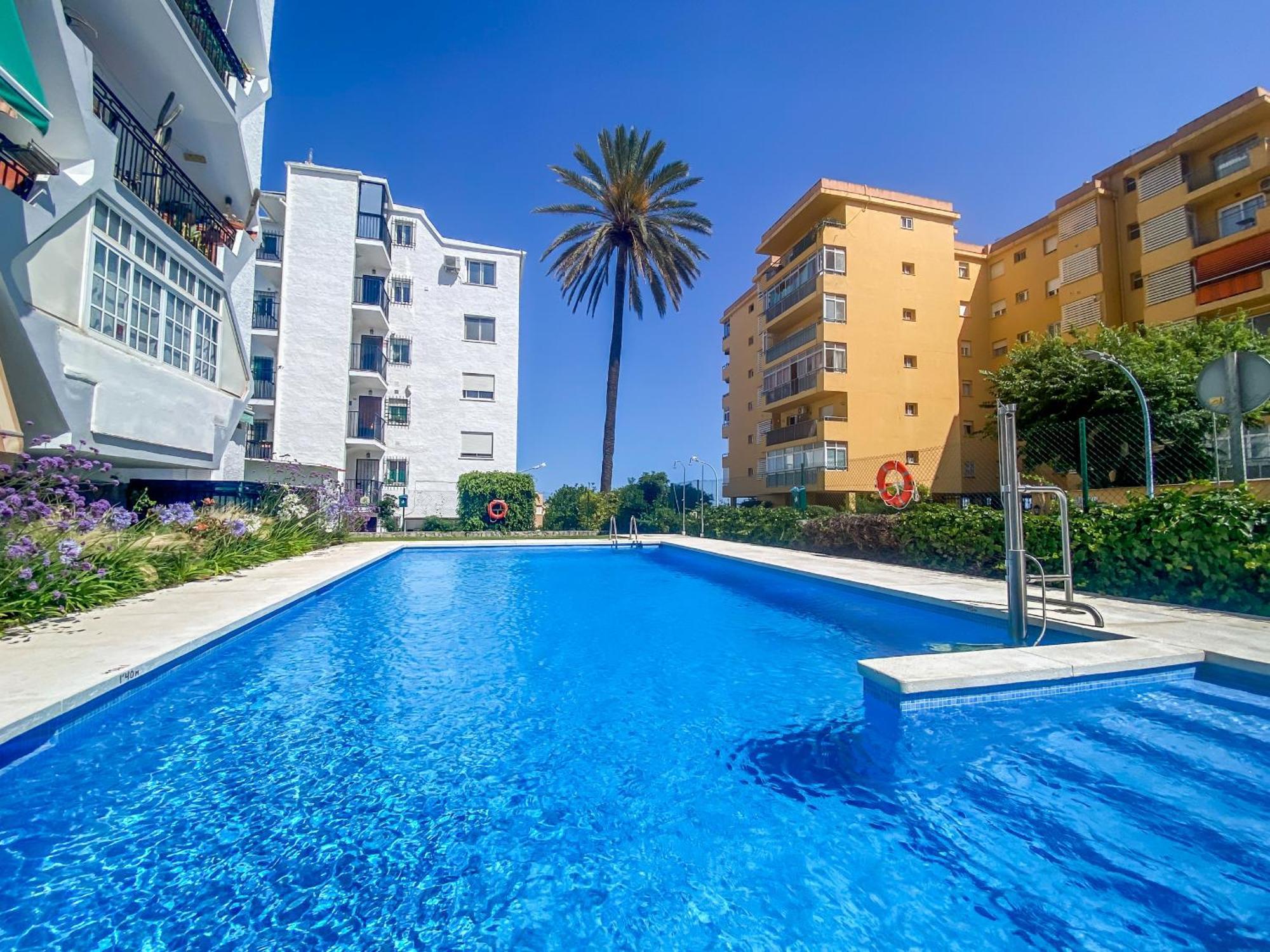 Reformado Apartamento En El Centro Con Vista Al Mar Torremolinos Extérieur photo