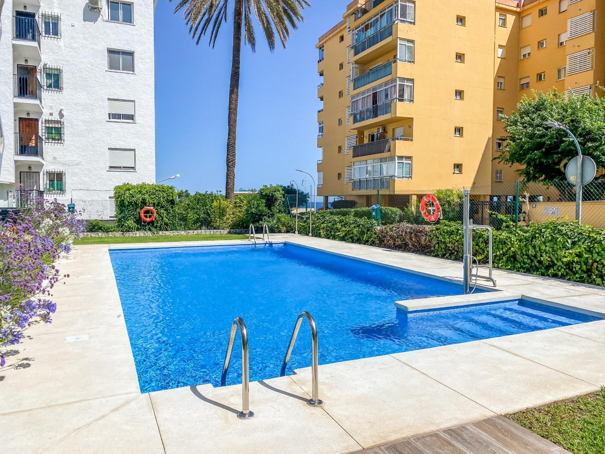 Reformado Apartamento En El Centro Con Vista Al Mar Torremolinos Extérieur photo